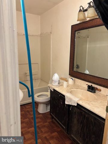 1247 CAMBRIDGE CT, Philadelphia, PA 19123