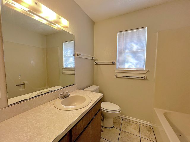 1106 Curtis Drive A, Weatherford, TX 76086