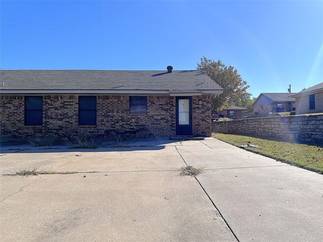 1106 Curtis Drive A, Weatherford, TX 76086