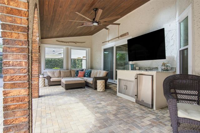 1063 WHISPERING POINT, Casselberry, FL 32707