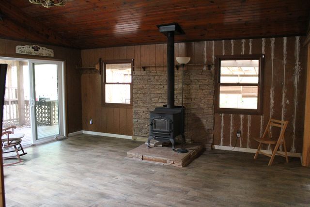 13279 Lovers Lane Road, Princeton, IL 61356