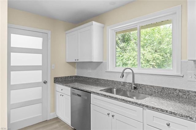 729 Howell ST, Virginia Beach, VA 23464