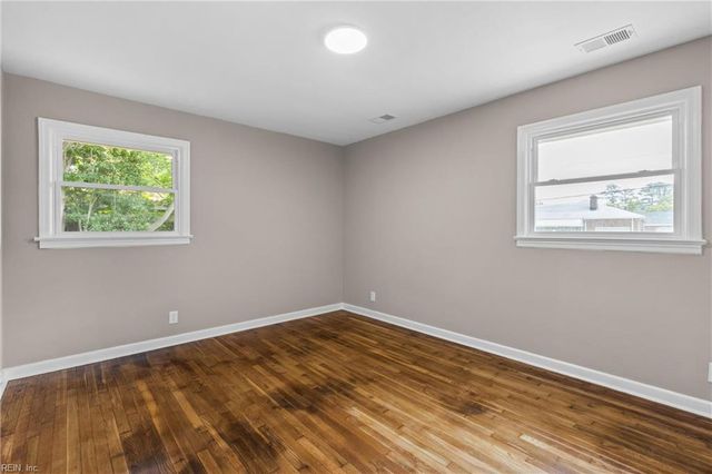 729 Howell ST, Virginia Beach, VA 23464