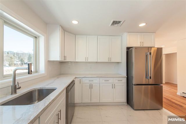 502 Otterhole Road, West Milford, NJ 07480