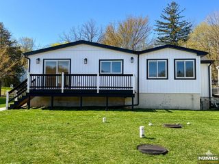 502 Otterhole Road, West Milford, NJ 07480