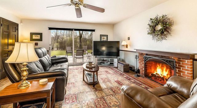 1445 W Heather LANE, River Hills, WI 53217