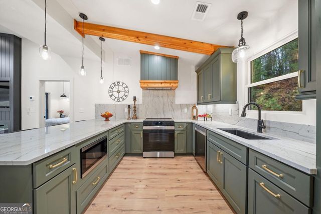 88 Dale Valley Circle, Ellijay, GA 30540