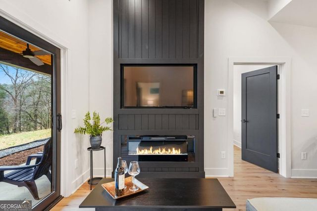 88 Dale Valley Circle, Ellijay, GA 30540