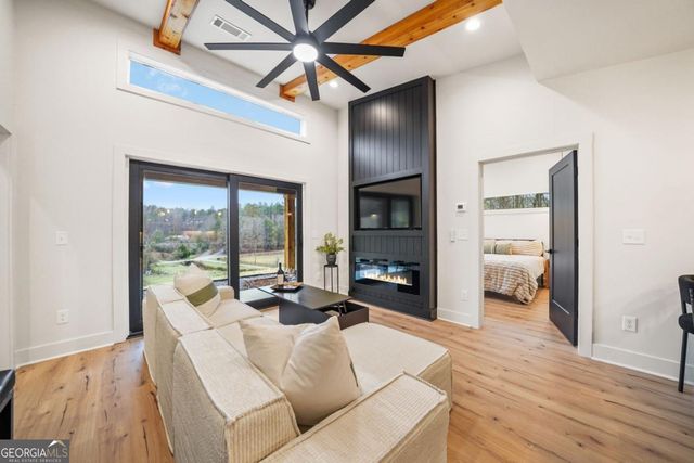 88 Dale Valley Circle, Ellijay, GA 30540