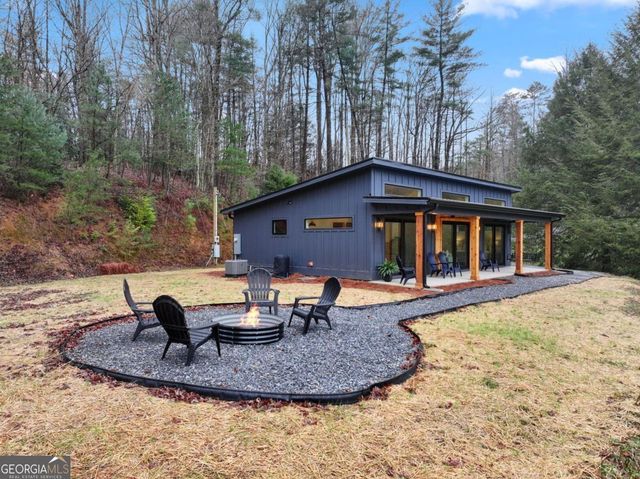 88 Dale Valley Circle, Ellijay, GA 30540