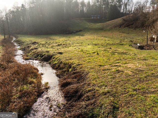 88 Dale Valley Circle, Ellijay, GA 30540