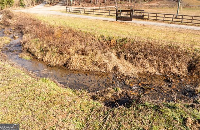 88 Dale Valley Circle, Ellijay, GA 30540