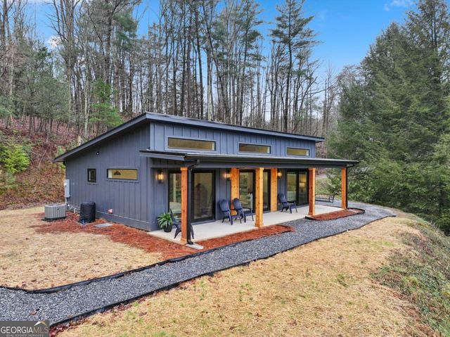 88 Dale Valley Circle, Ellijay, GA 30540