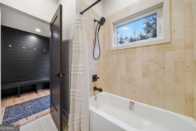 88 Dale Valley Circle, Ellijay, GA 30540