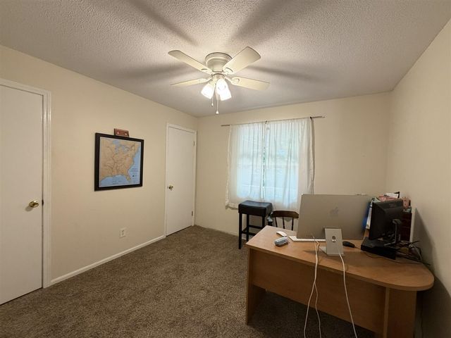 9051 Algoma Avenue, Rockford, MI 49341