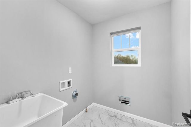 1154 Brendan Bay Drive, Grand Blanc, MI 48439