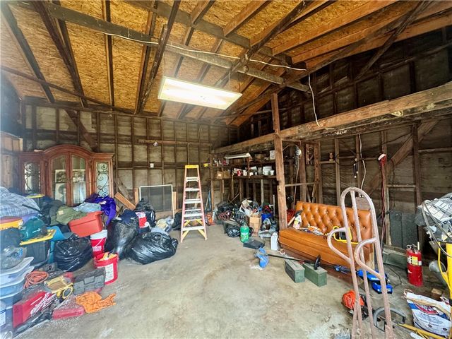 823 E 102nd, Los Angeles, CA 90002