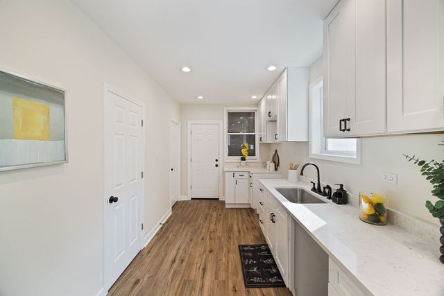 8429 S dante Avenue, Chicago, IL 60619