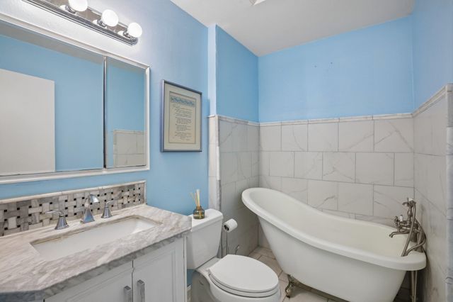 12417 River BND 2, Austin, TX 78732