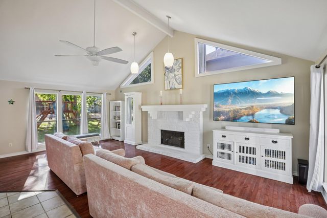 12417 River BND 2, Austin, TX 78732