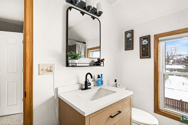 1714 E 4th St, Superior, WI 54880