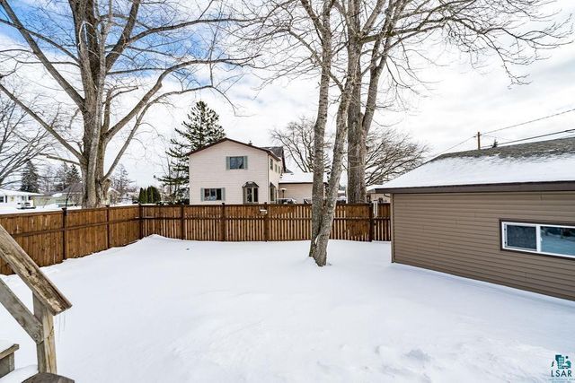 1714 E 4th St, Superior, WI 54880