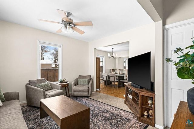 1714 E 4th St, Superior, WI 54880