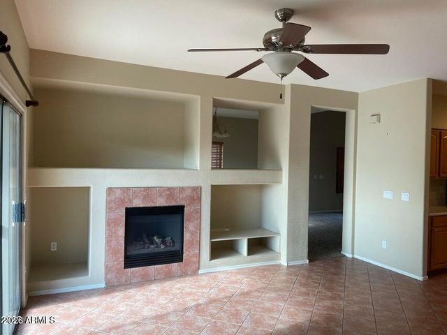 40725 N APOLLO Way, Anthem, AZ 85086