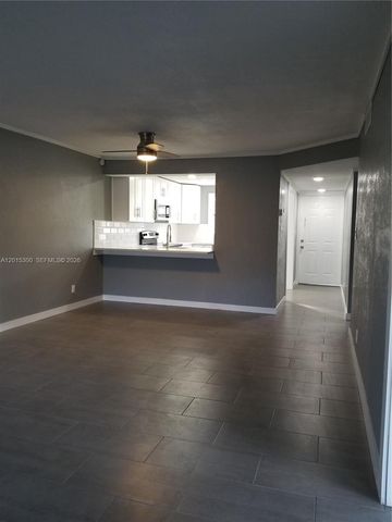 3777 NW 78th Ave 14A, Davie, FL 33024
