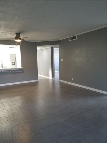 3777 NW 78th Ave 14A, Davie, FL 33024