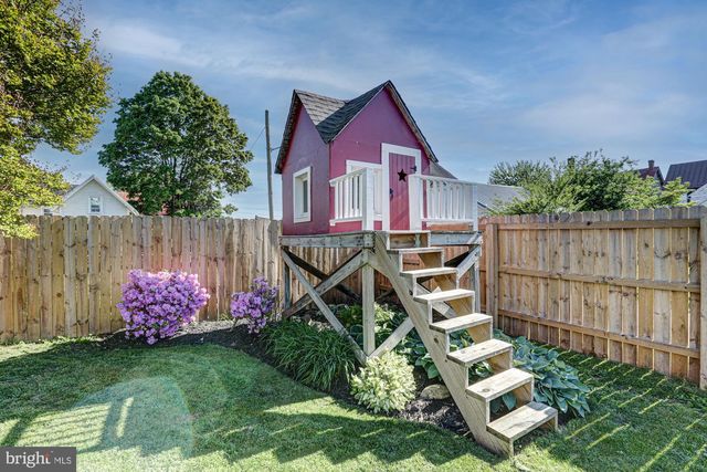 8 CRAWFORD ST, Middletown, DE 19709