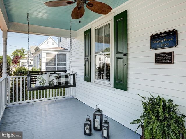8 CRAWFORD ST, Middletown, DE 19709