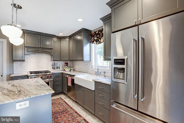 8 CRAWFORD ST, Middletown, DE 19709