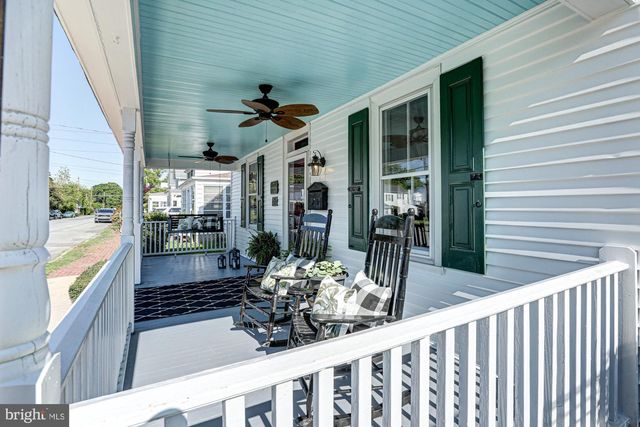 8 CRAWFORD ST, Middletown, DE 19709