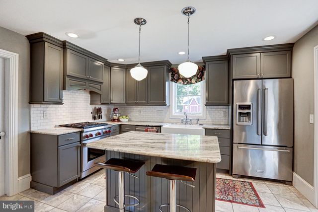 8 CRAWFORD ST, Middletown, DE 19709
