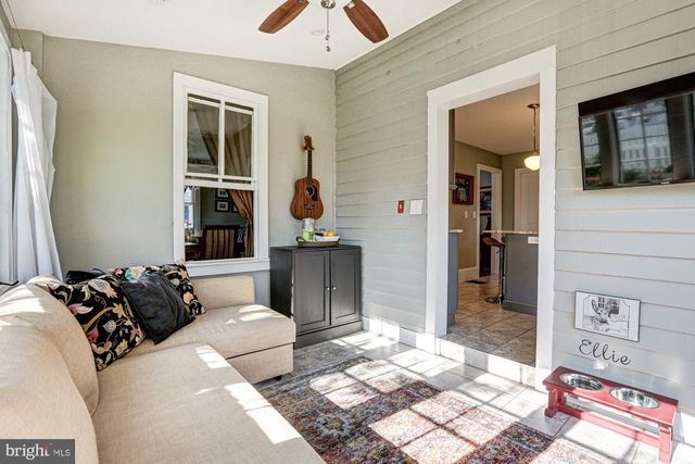 8 CRAWFORD ST, Middletown, DE 19709