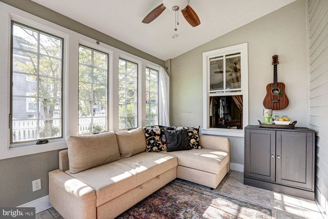 8 CRAWFORD ST, Middletown, DE 19709
