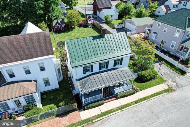 8 CRAWFORD ST, Middletown, DE 19709