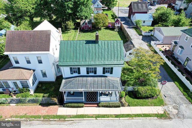 8 CRAWFORD ST, Middletown, DE 19709