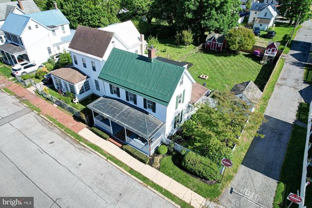 8 CRAWFORD ST, Middletown, DE 19709