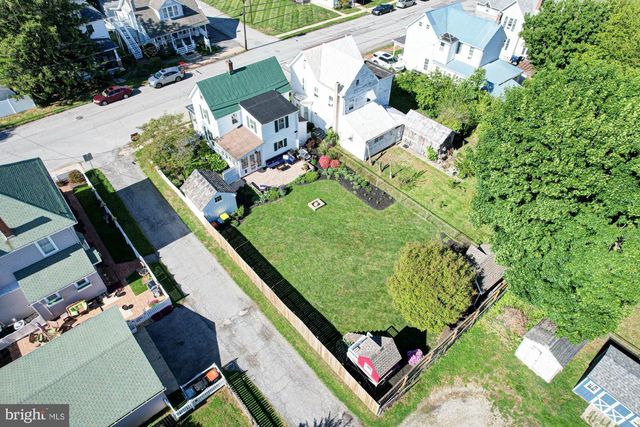 8 CRAWFORD ST, Middletown, DE 19709