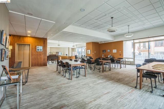 2550 Dana St 2F, Berkeley, CA 94704