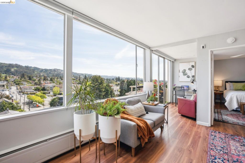 2550 Dana St 2F, Berkeley, CA 94704