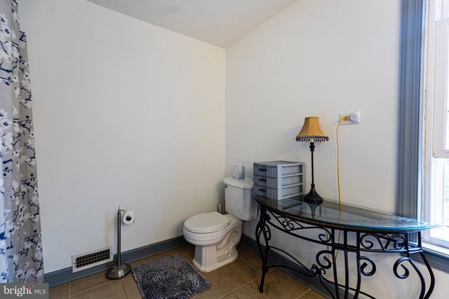 7 MOUNT AIRY AVENUE, Waynesboro, PA 17268