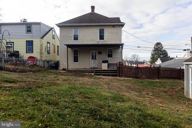7 MOUNT AIRY AVENUE, Waynesboro, PA 17268