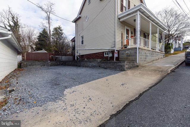 7 MOUNT AIRY AVENUE, Waynesboro, PA 17268