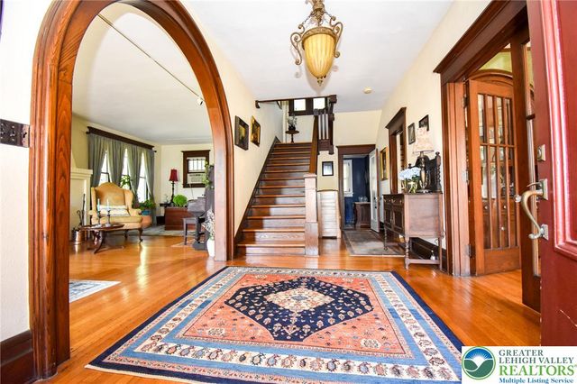 124 East Wayne Avenue, Easton, PA 18042