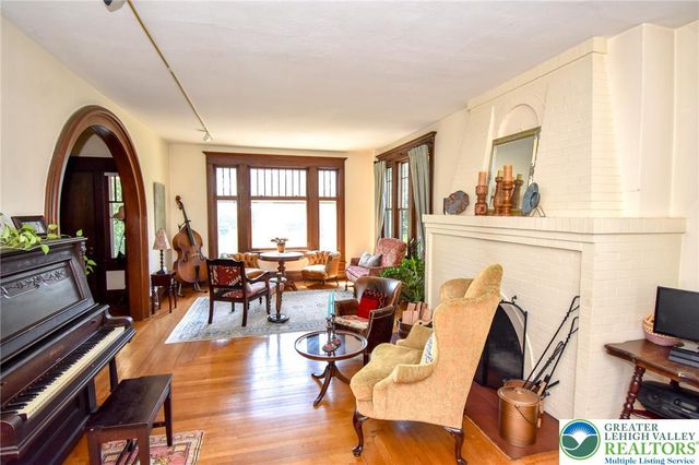 124 East Wayne Avenue, Easton, PA 18042