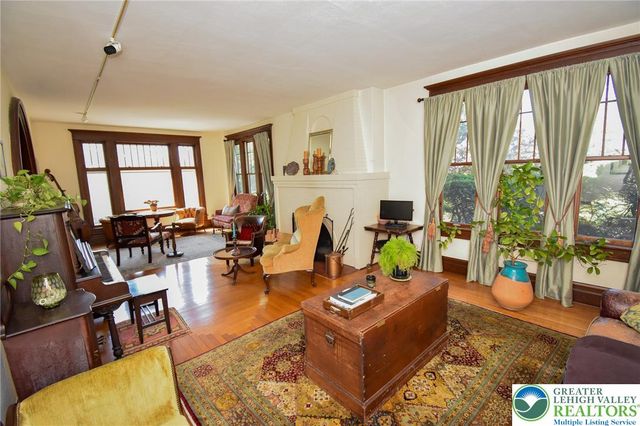 124 East Wayne Avenue, Easton, PA 18042