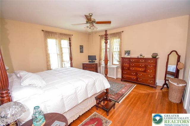 124 East Wayne Avenue, Easton, PA 18042